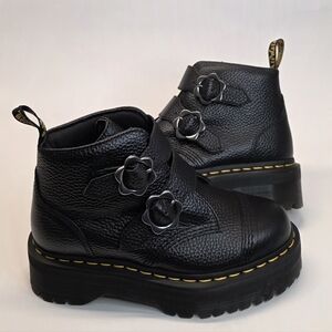 New Dr. Martens Devon Flower Buckle Leather Platform Combat Boots Women's Size 9